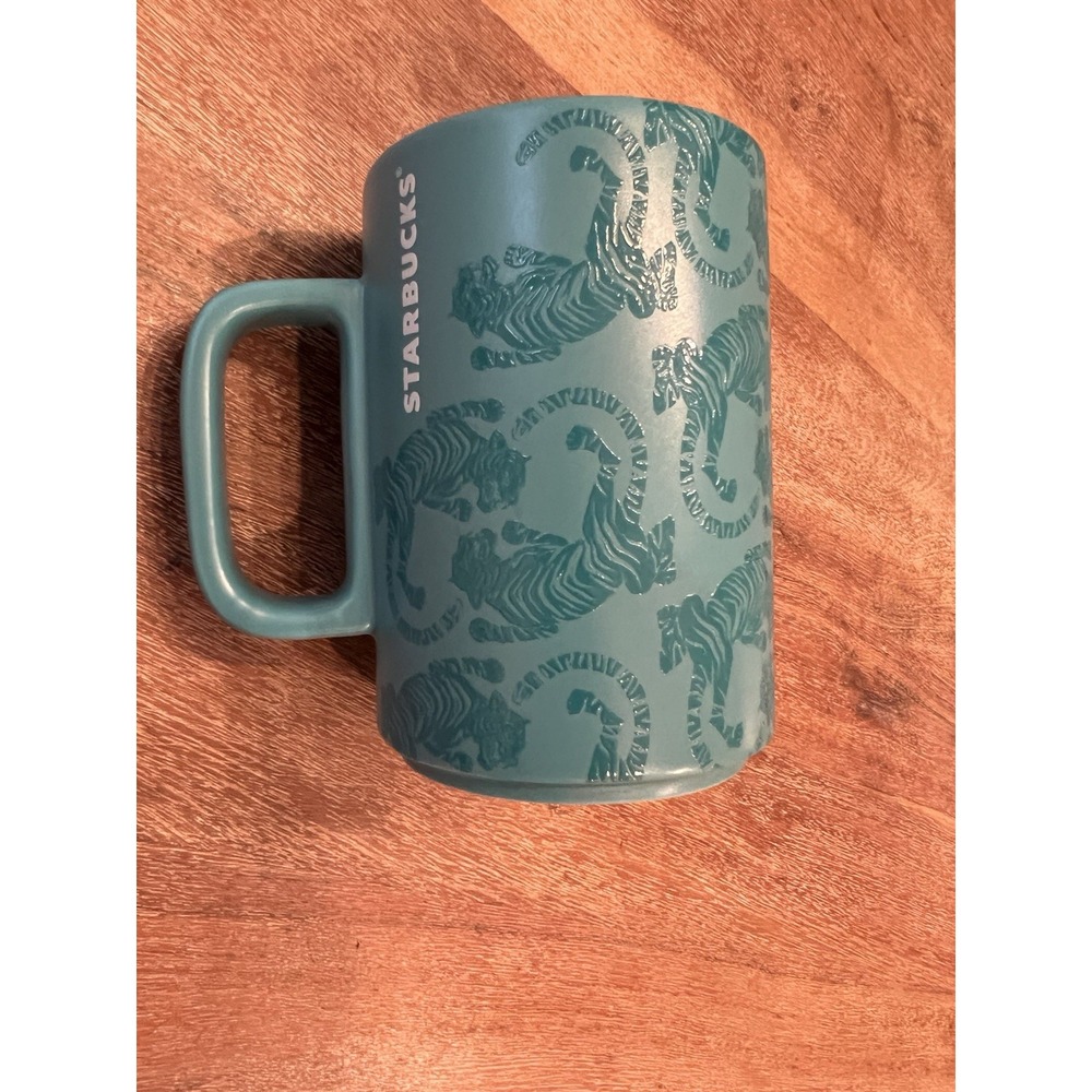 Starbucks Sumatra Tiger Teal Blue‎ Green 2018 Embossed Ceramic Coffee Mug 12 oz